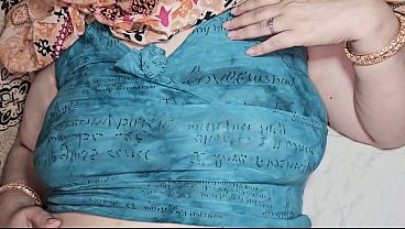 amazingly fucking muslim stepmom bkoz i love her bbw hairy pussy, hairy legs and big tits