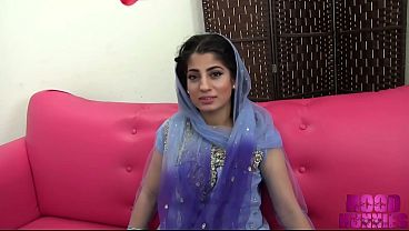 Desi slut gets blacked by her first enormous BBC