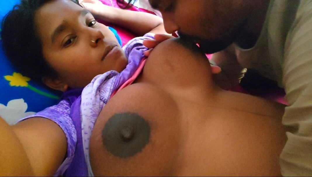 Devar apni pregnant bhabhi ka boobs suking kar raha he – desi hot young bhabhi beautiful nipple suking.