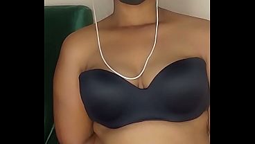 female ejaculation indian girlfriend with big pussy full of water