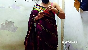 Indian Desi Bhabhi Sex In Hot Saree.