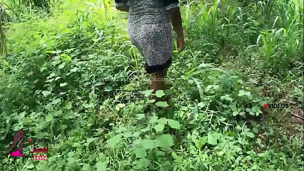 Desi aunty outdoor fuck